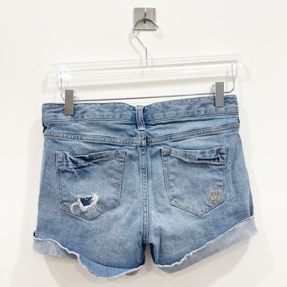 Express Denim Raw Hem Cuffed Shorts Light Wash 2 - Picture 6 of 6